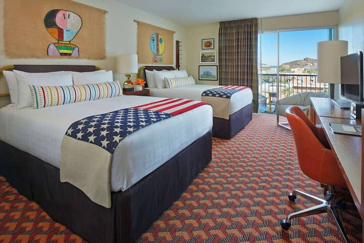 Room 5 of 67
