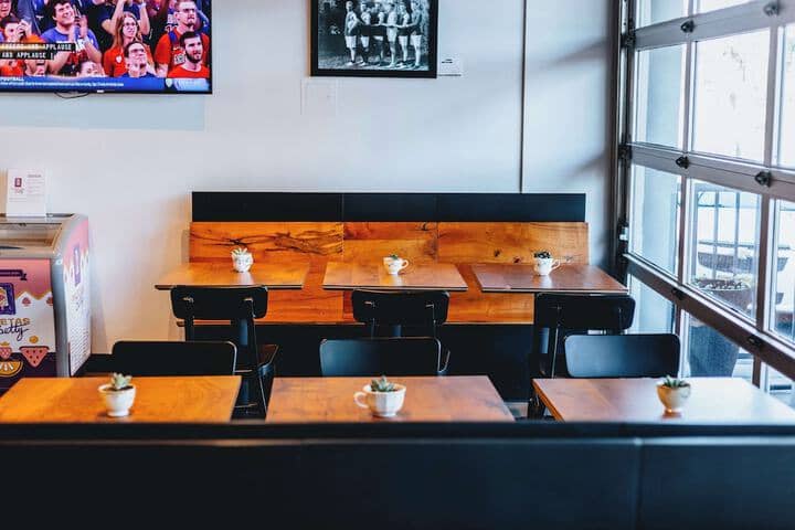 Dining 42 of 67