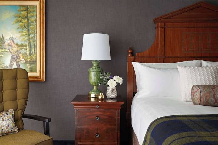 Room 18 of 52
