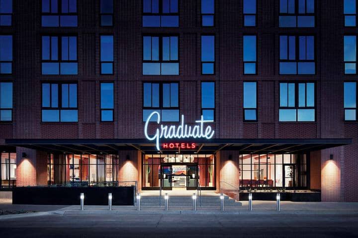 Hotel 102 of 103