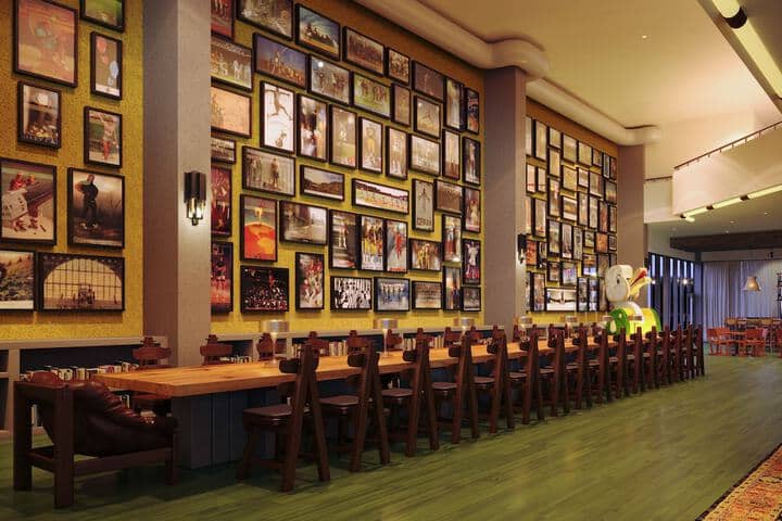 Lobby lounge
