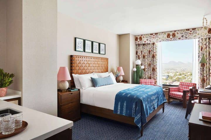 Room 20 of 103