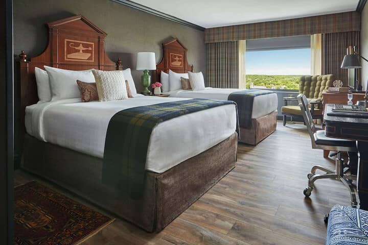 Room 21 of 52