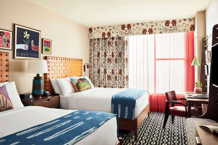 Room 14 of 103